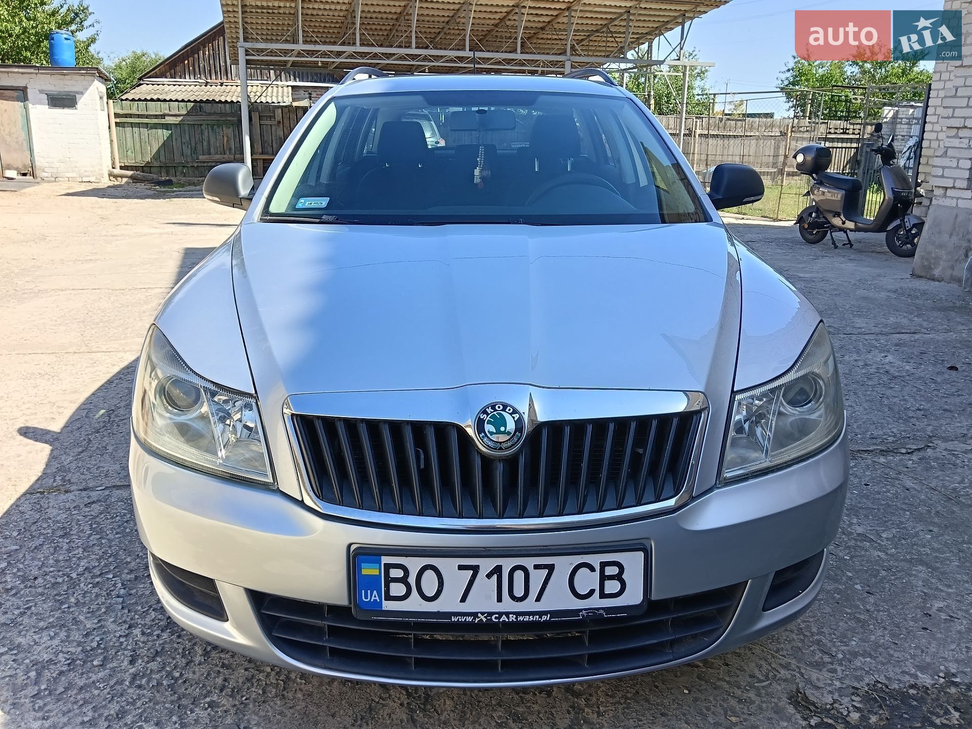 Skoda Octavia 2013 VIN TMBJT21Z3D2139070 фото оголошення 2 з 14