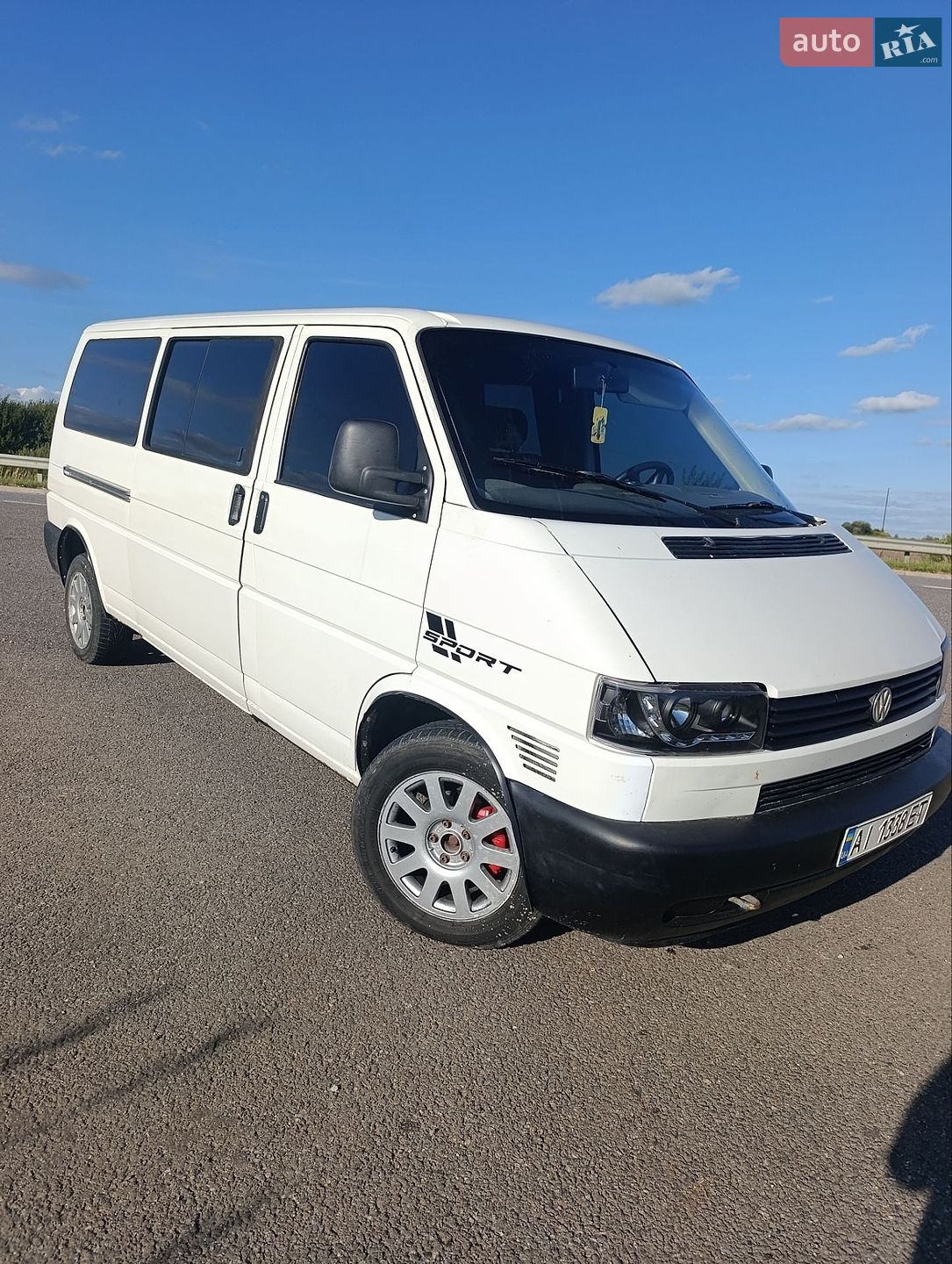 Volkswagen Caravelle 2003 VIN WV1ZZZ70Z3X064323 фото оголошення 55 з 64
