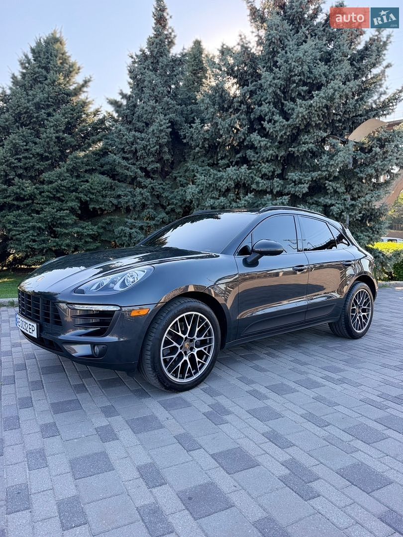 Porsche Macan 2018 VIN WP1AA2A57JLB23011 фото оголошення 5 з 31