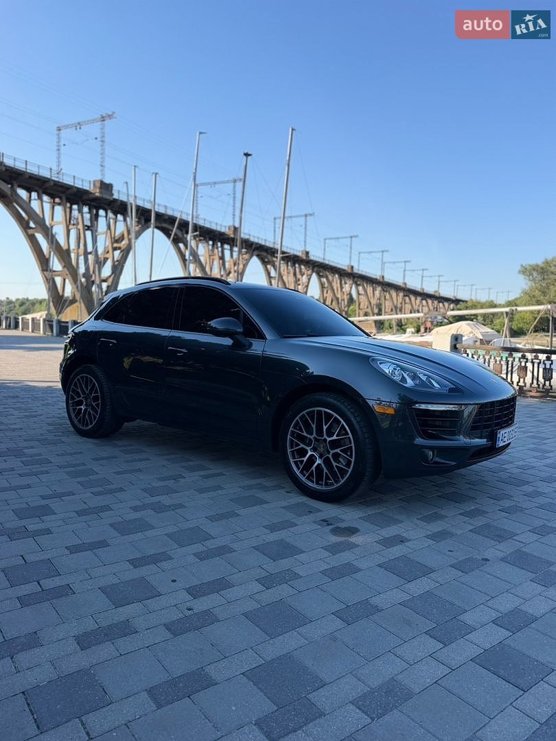 Porsche Macan 2018 VIN WP1AA2A57JLB23011 фото оголошення 8 з 31
