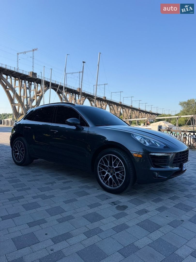 Porsche Macan 2018 VIN WP1AA2A57JLB23011 фото оголошення 9 з 31