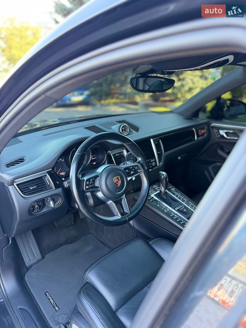 Porsche Macan 2018 VIN WP1AA2A57JLB23011 фото оголошення 26 з 31