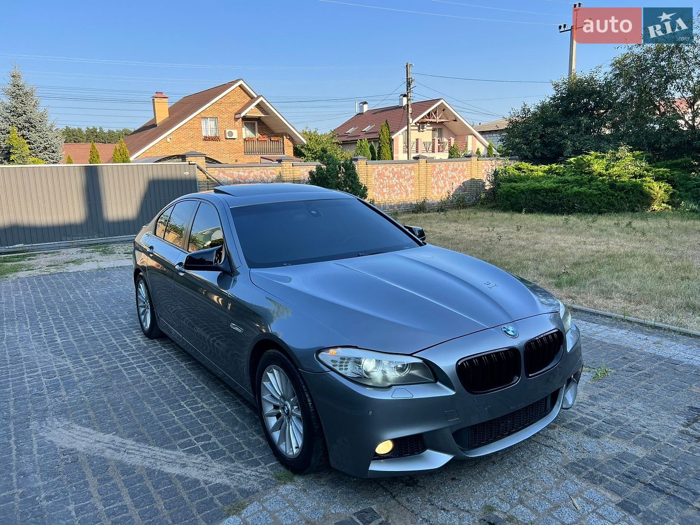 BMW 5 Series 2011 VIN WBAFU7C53CDU57880 фото оголошення 2 з 31