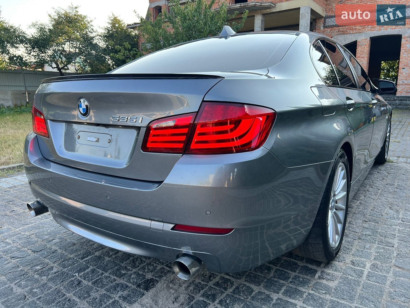 BMW 5 Series 2011 VIN WBAFU7C53CDU57880 фото оголошення 12 з 31