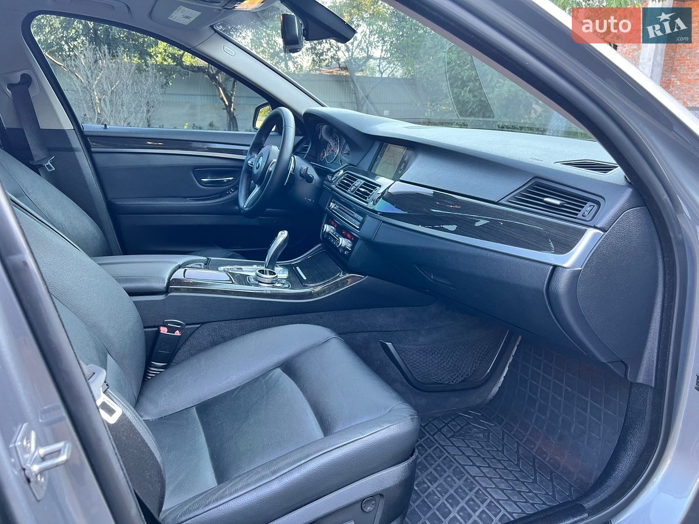 BMW 5 Series 2011 VIN WBAFU7C53CDU57880 фото оголошення 24 з 31