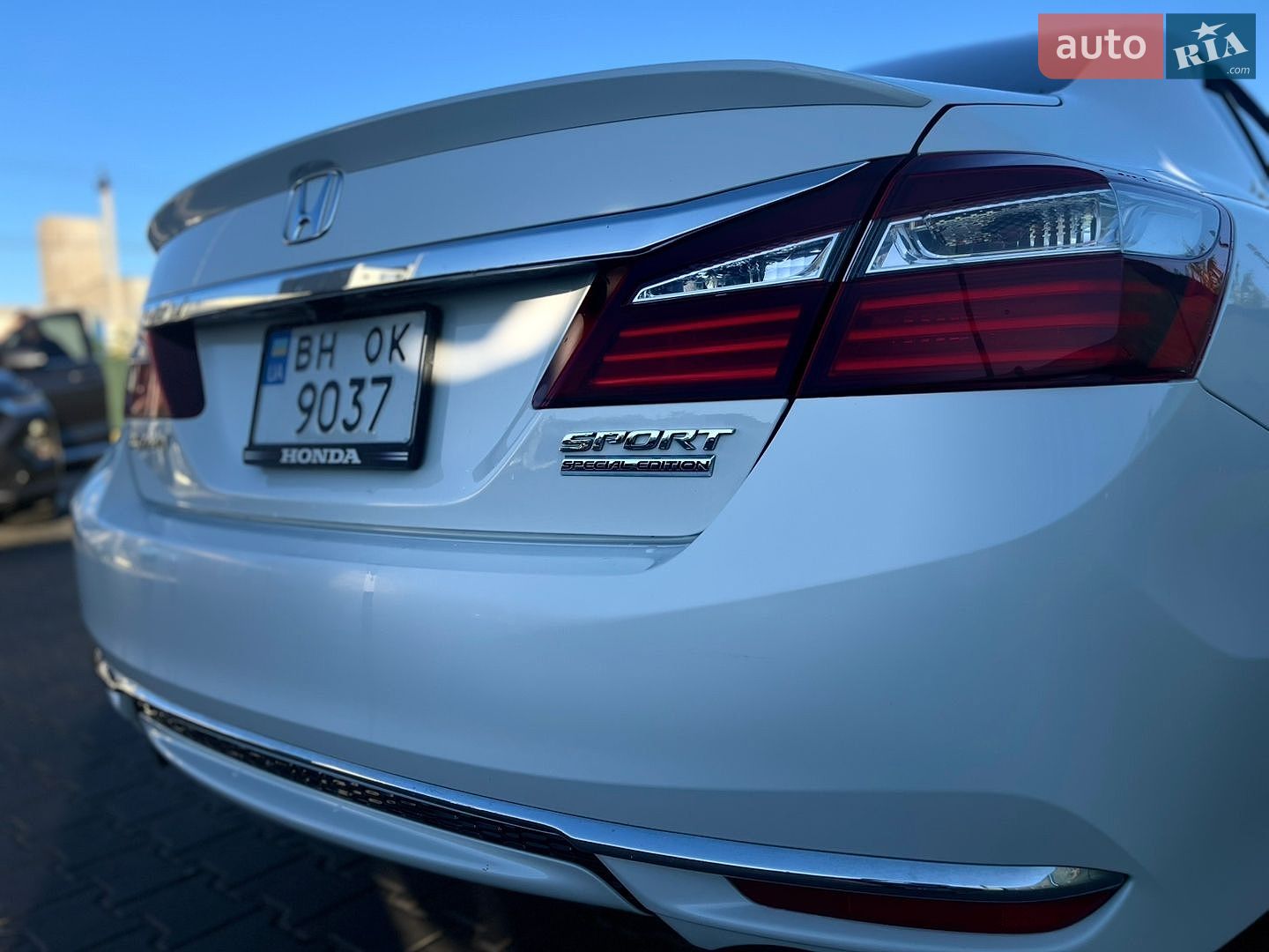 Honda Accord 2017 VIN 1HGCR2F19HA198860 фото оголошення 24 з 25