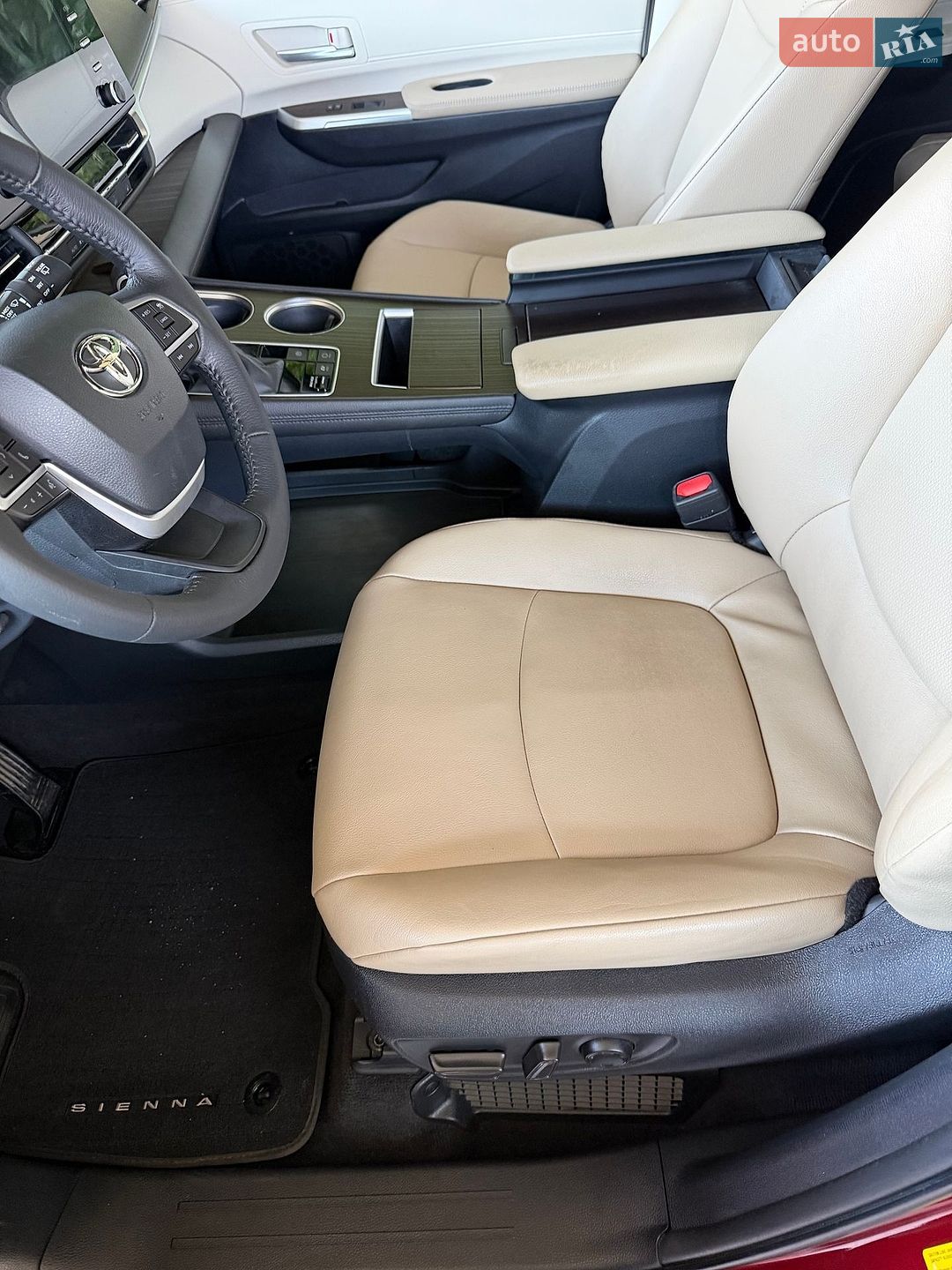 Toyota Sienna 2023 VIN 5TDYRKEC0PS145778 фото оголошення 15 з 15