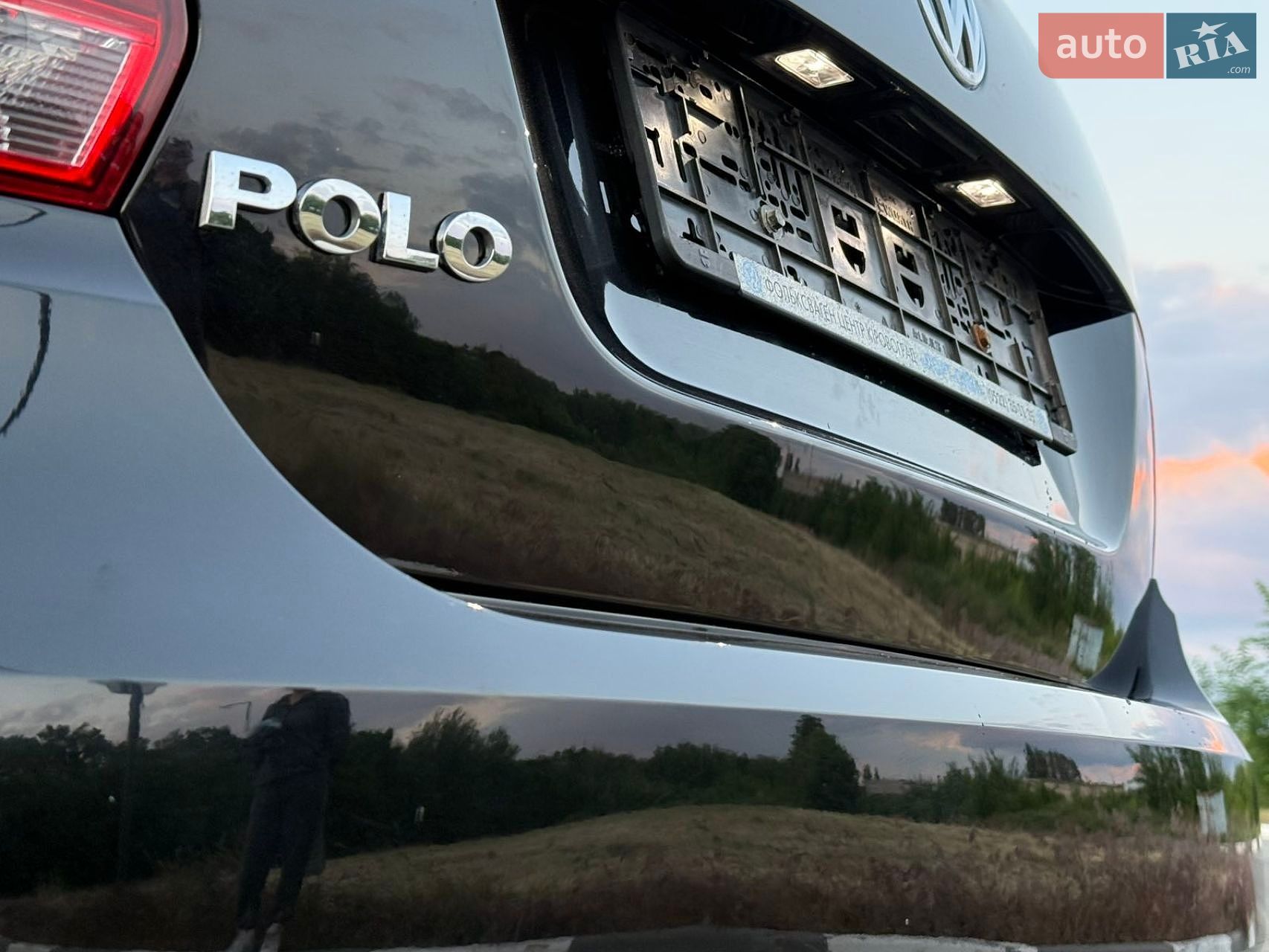 Volkswagen Polo 2017 VIN XW8ZZZ61ZJG004678 фото оголошення 13 з 16