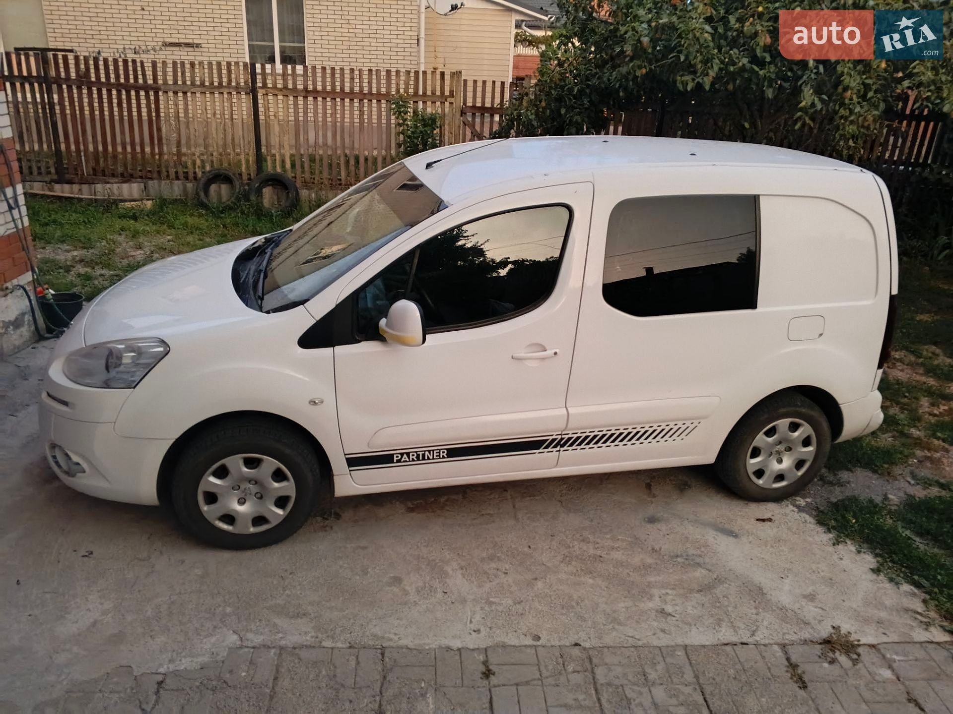 Peugeot 5008 2013 VIN VF37DZKYZDJ890168 фото оголошення 30 з 30