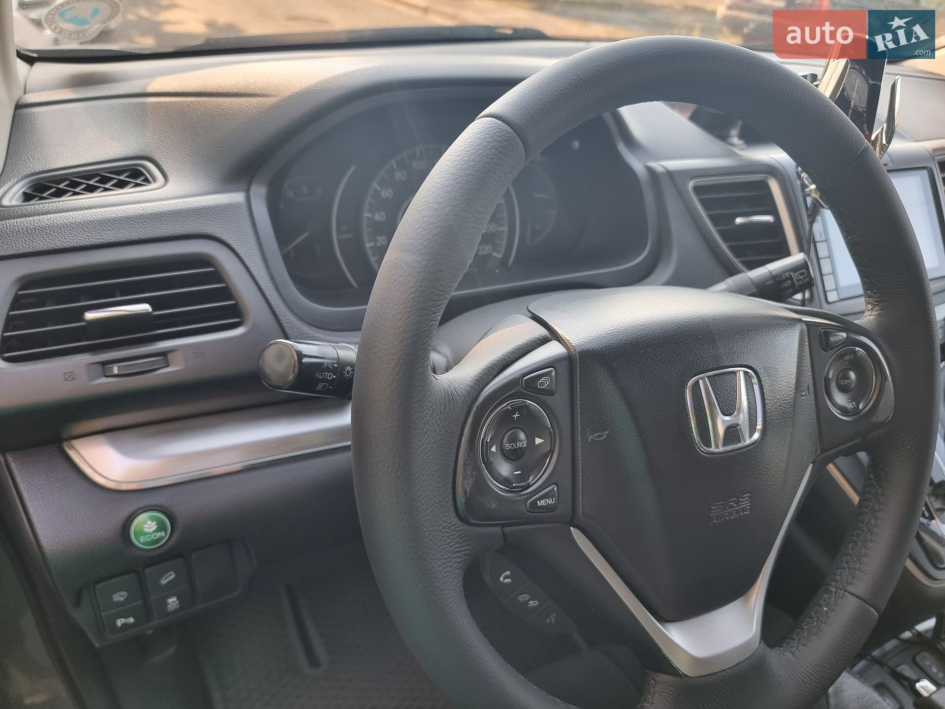 Honda CR-V 2015 VIN SHSRE6880FU520715 фото оголошення 18 з 19
