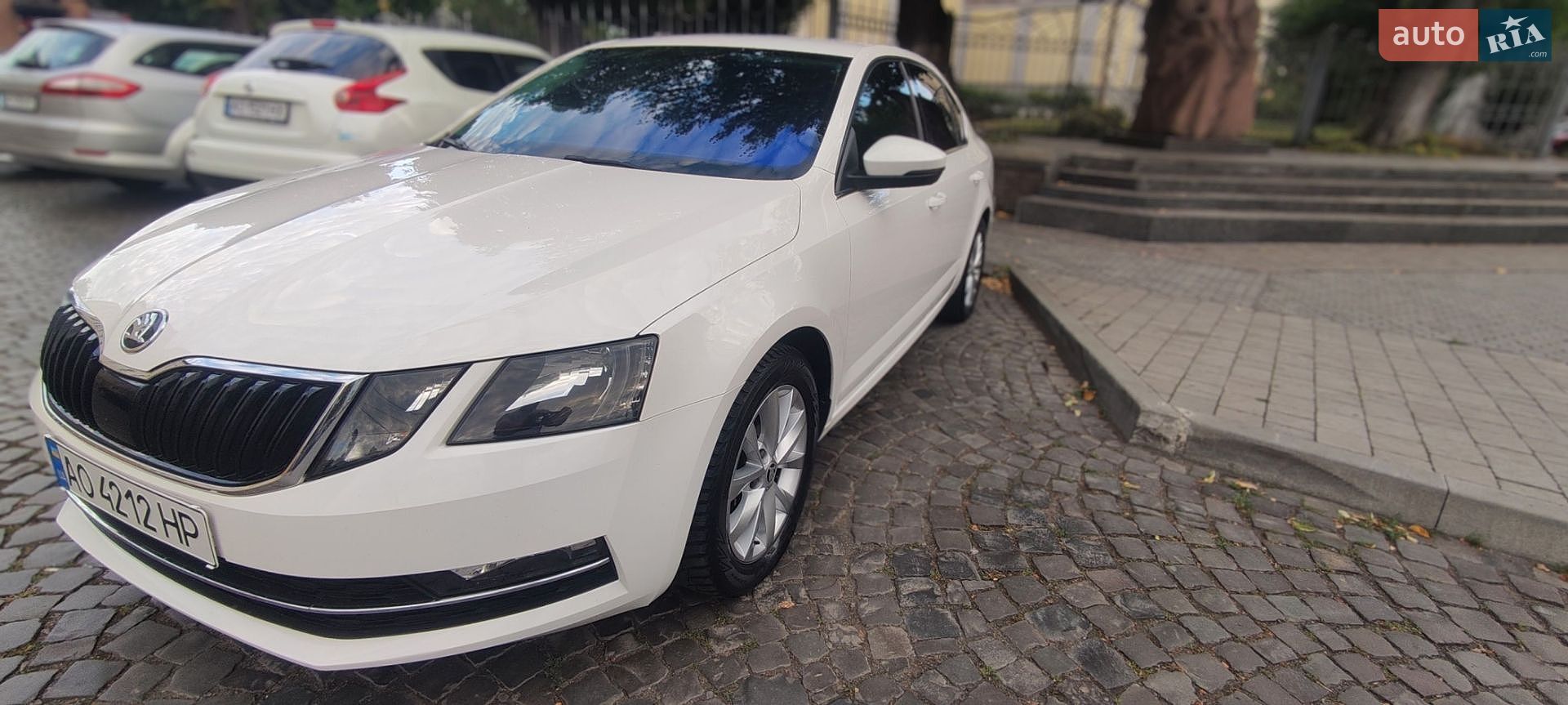 Skoda Octavia 2019 VIN TMBAJ7NE8K0163545 фото оголошення 13 з 23