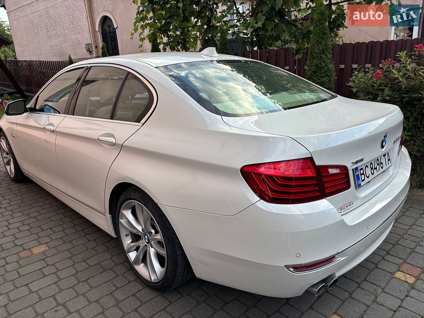 BMW 5 Series 2013 VIN WBAFV3C55ED685078 фото оголошення 4 з 19