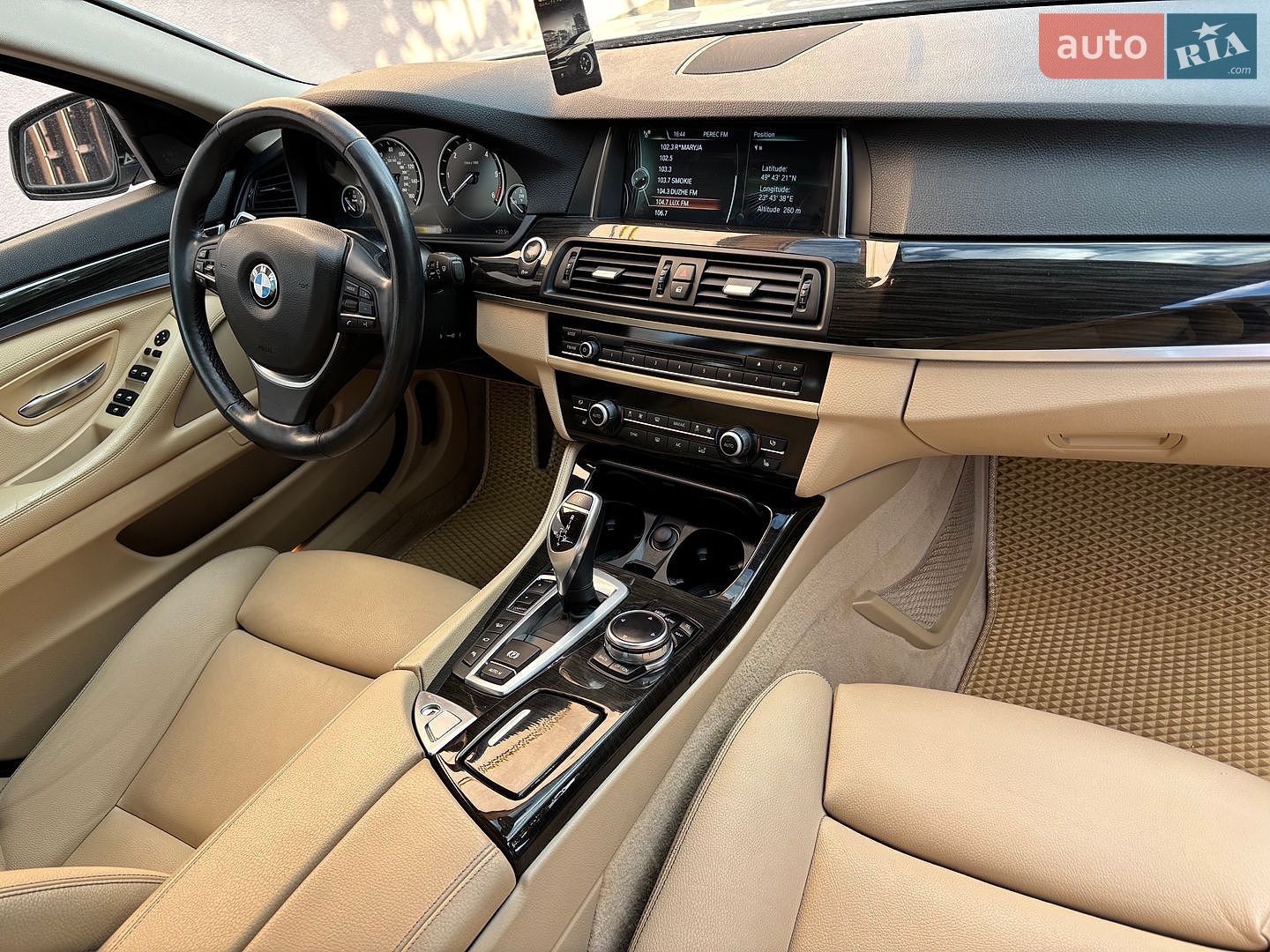 BMW 5 Series 2013 VIN WBAFV3C55ED685078 фото оголошення 8 з 19