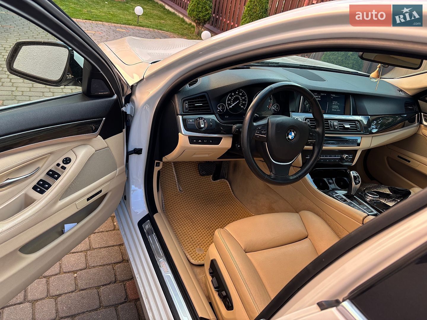 BMW 5 Series 2013 VIN WBAFV3C55ED685078 фото оголошення 15 з 19