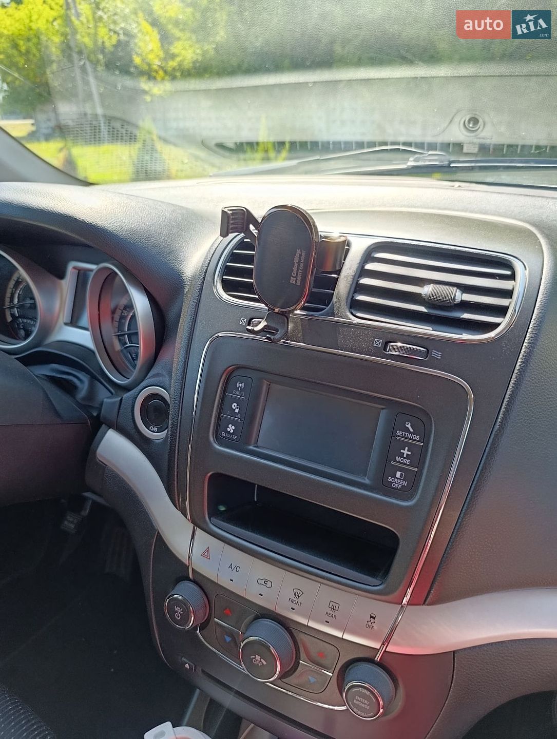 Dodge Journey 2018 VIN 3C4PDCAB6JT322649 фото оголошення 10 з 14
