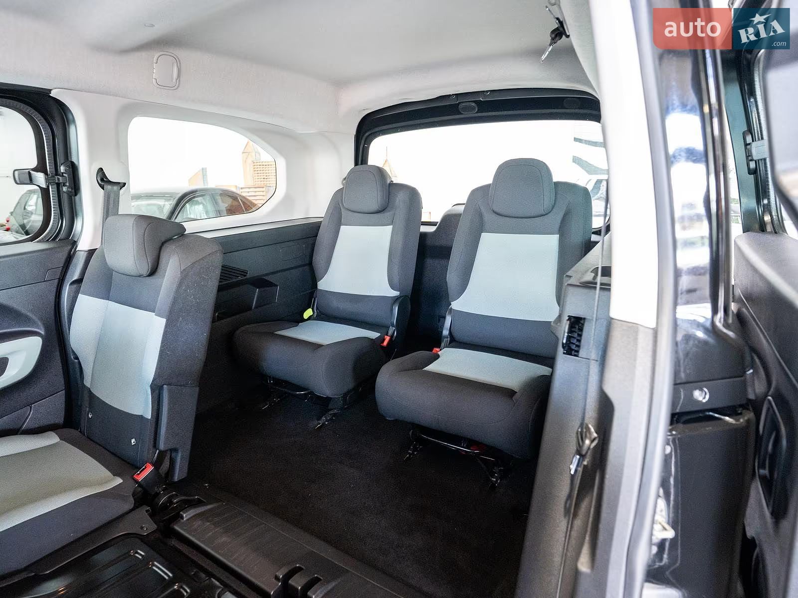 Citroen Berlingo 2020 VIN VR7ECYHZJLJ725272 фото оголошення 14 з 22