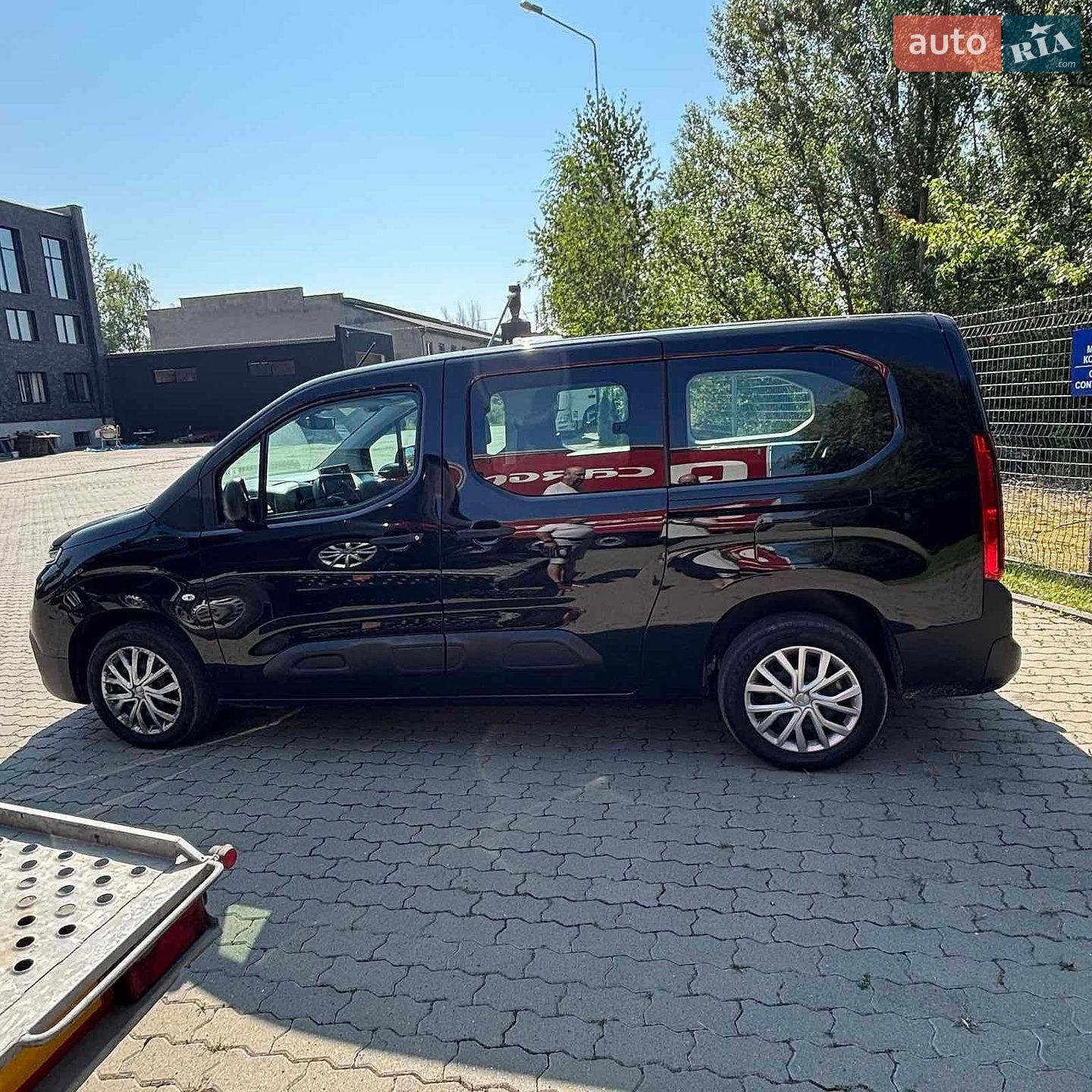 Citroen Berlingo 2020 VIN VR7ECYHZJLJ725272 фото оголошення 2 з 22