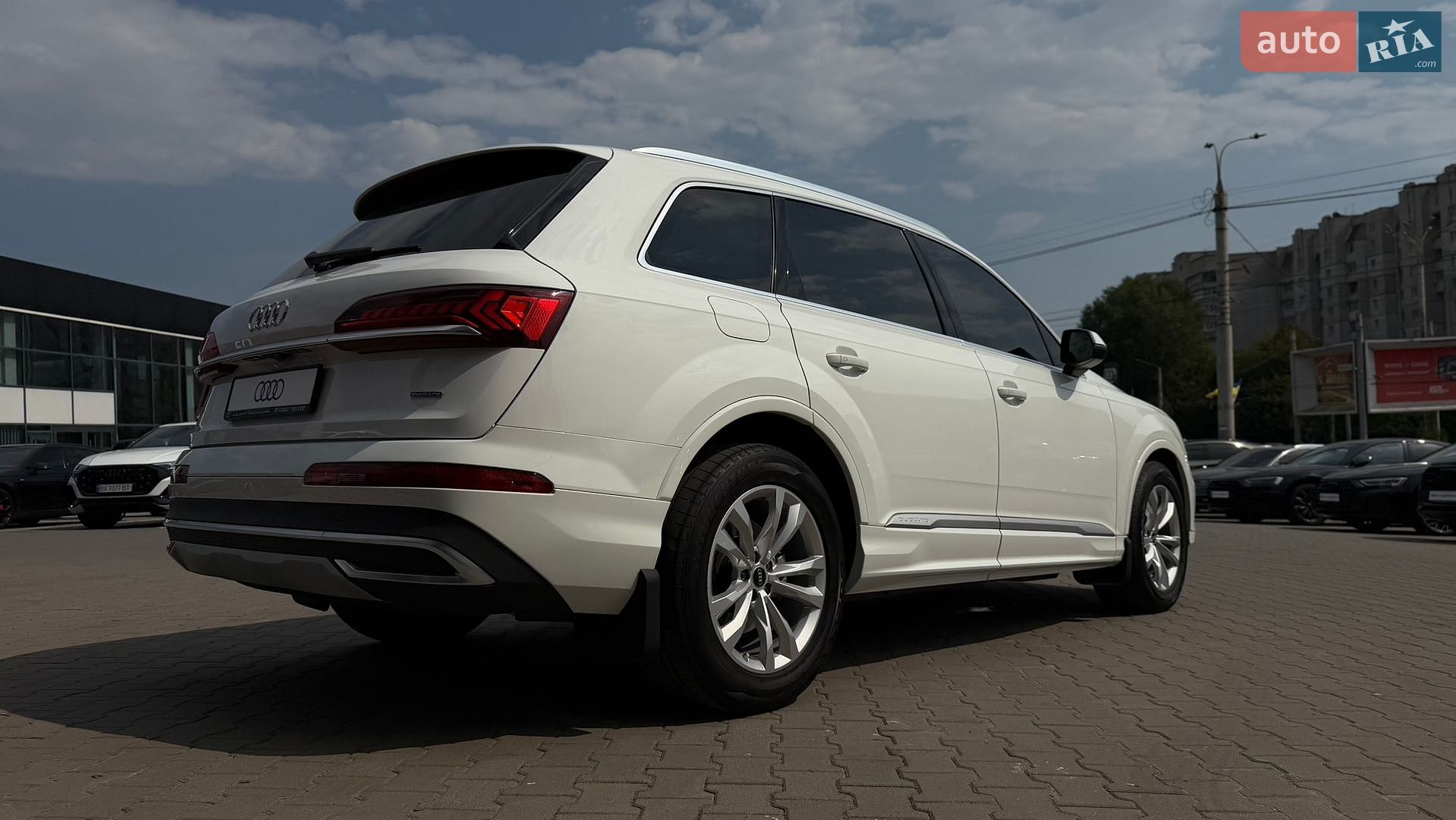 Audi Q7 2021 VIN WAUZZZ4M3MD034458 фото оголошення 11 з 55