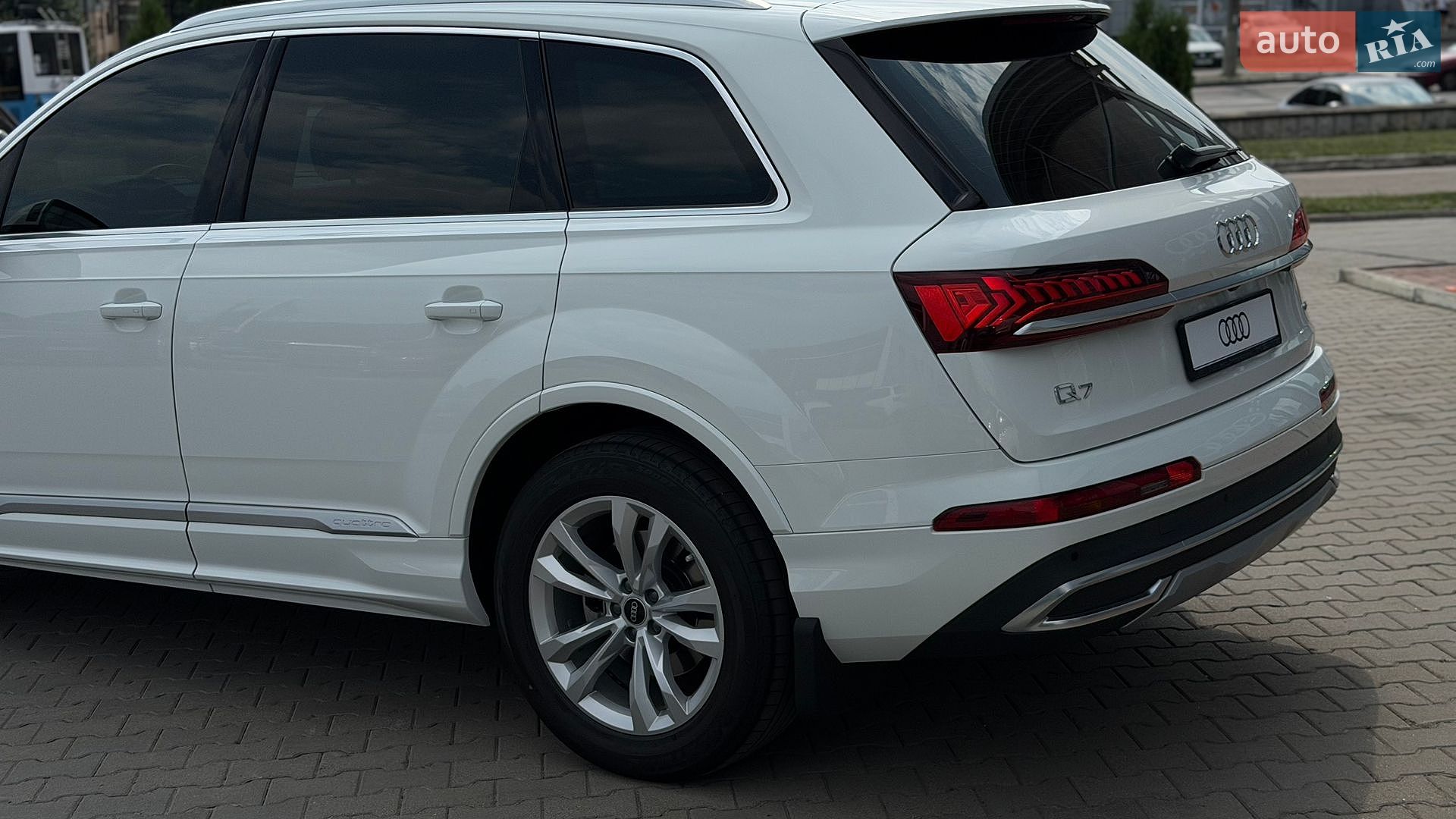 Audi Q7 2021 VIN WAUZZZ4M3MD034458 фото оголошення 15 з 55