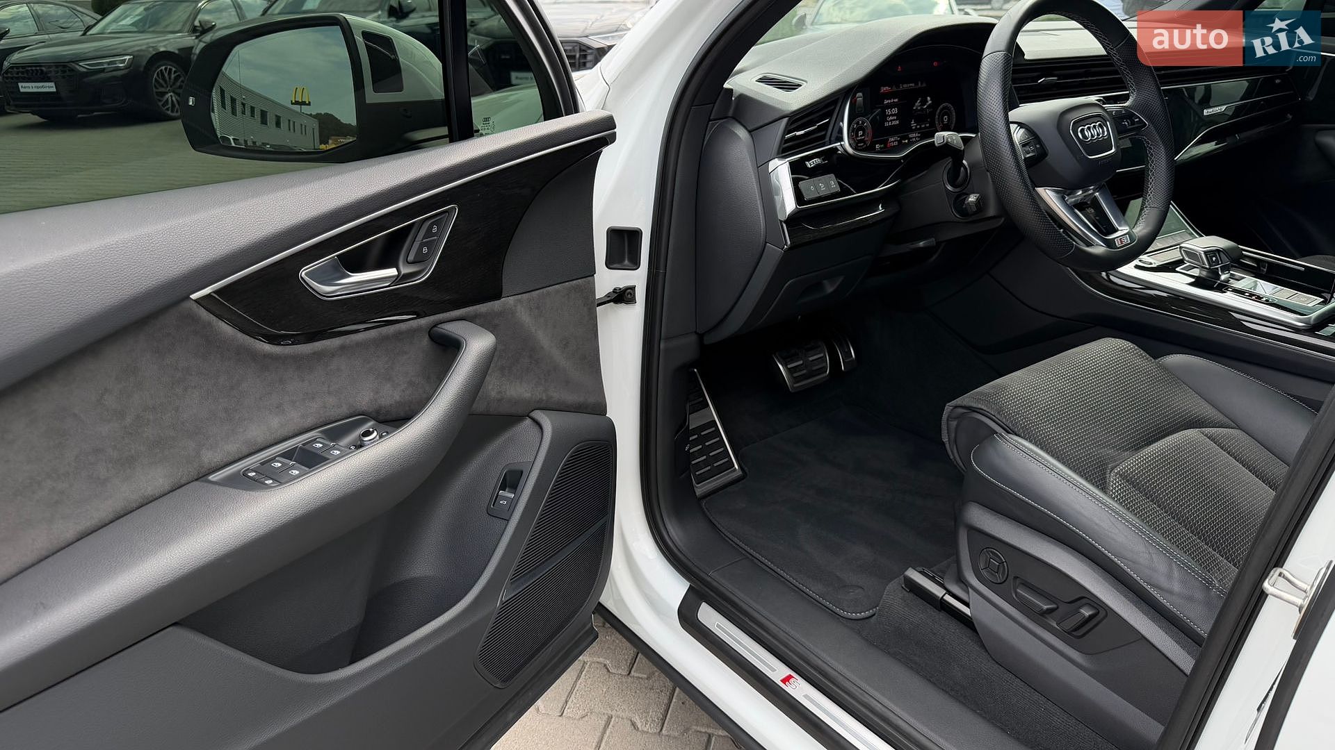 Audi Q7 2021 VIN WAUZZZ4M3MD034458 фото оголошення 23 з 55