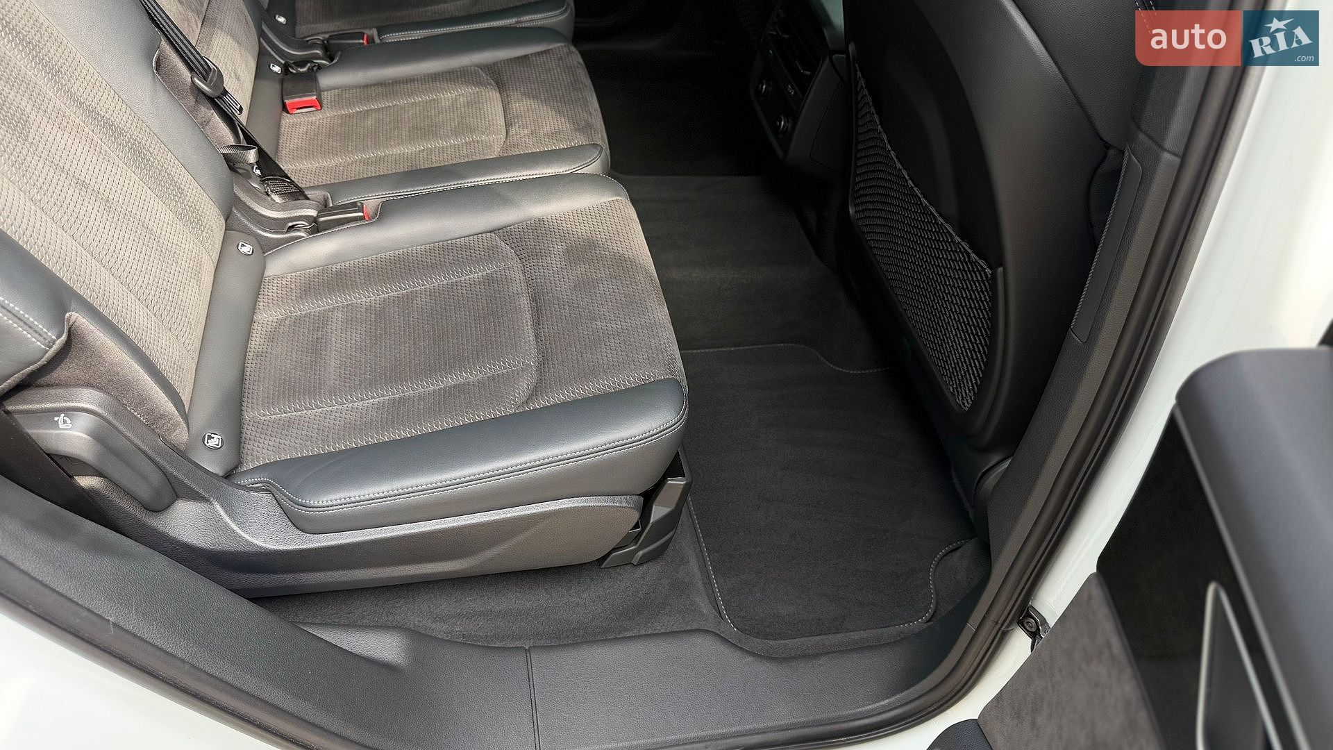 Audi Q7 2021 VIN WAUZZZ4M3MD034458 фото оголошення 33 з 55
