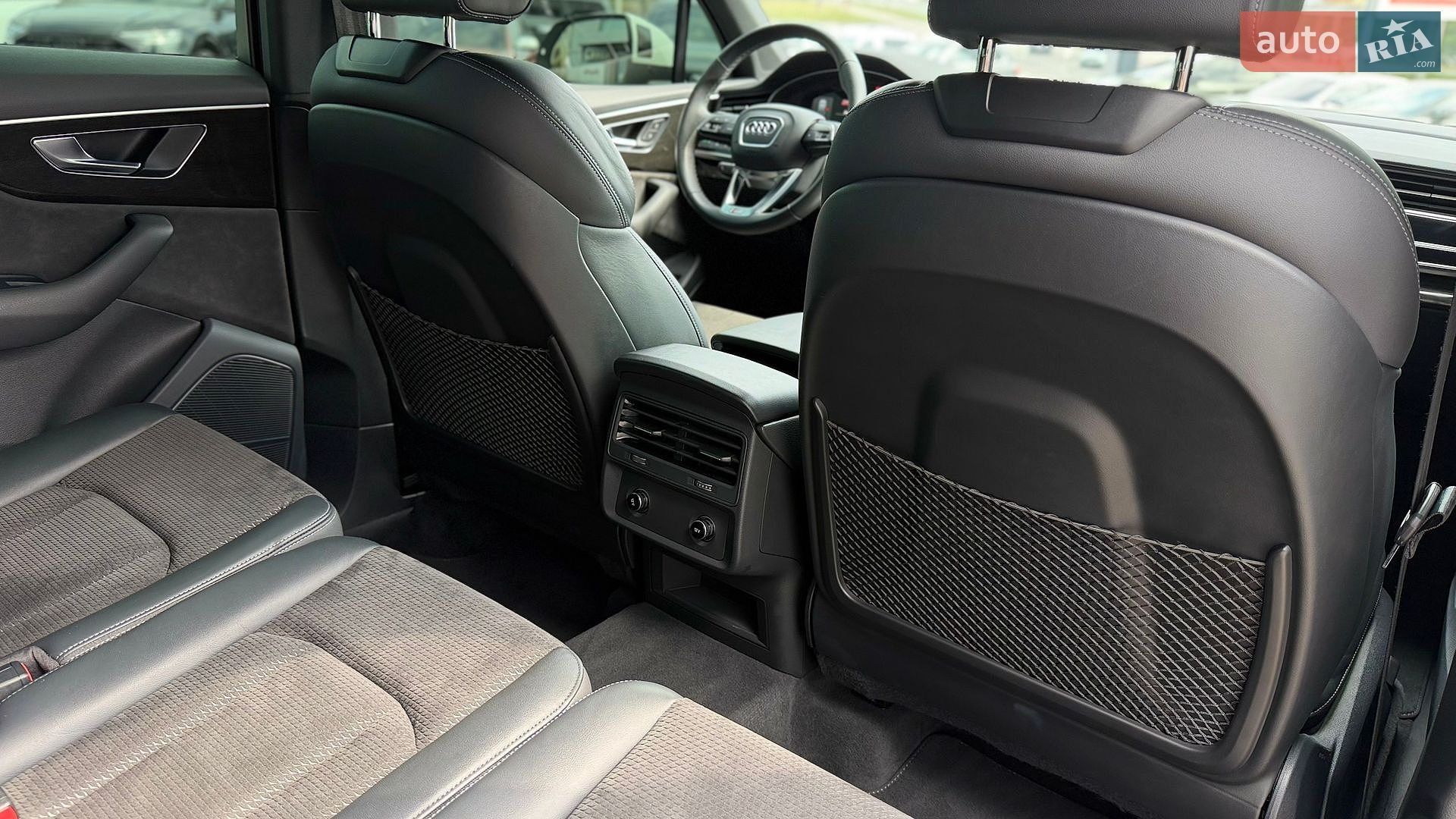 Audi Q7 2021 VIN WAUZZZ4M3MD034458 фото оголошення 34 з 55