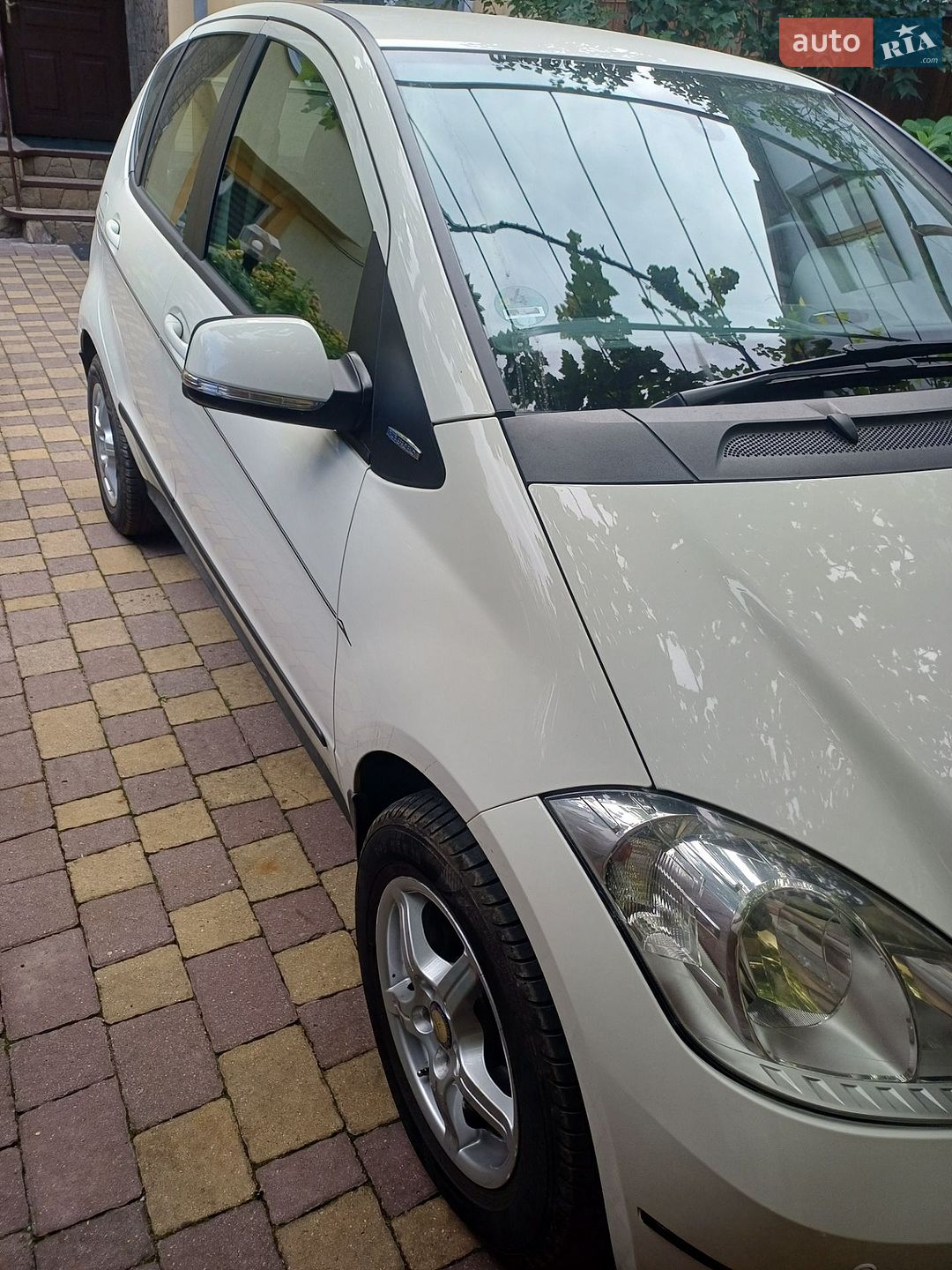 Mercedes-Benz A-Class 2010 VIN WDD1690311J874592 фото оголошення 5 з 18