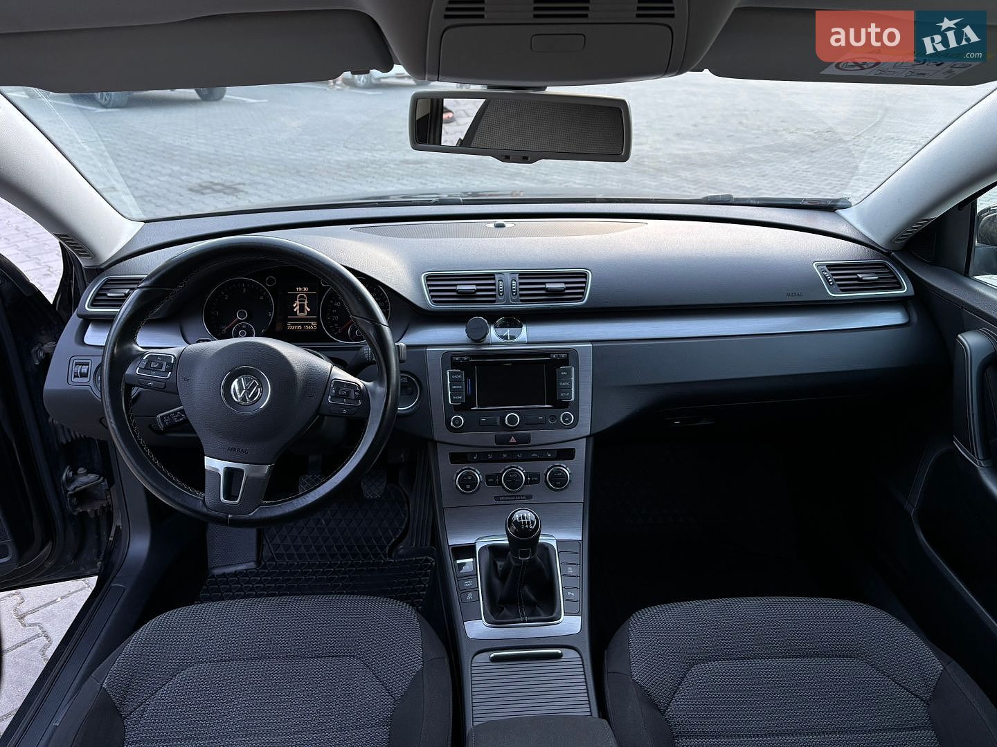 Volkswagen Passat 2014 VIN WVWZZZ3CZFE010302 фото оголошення 10 з 26