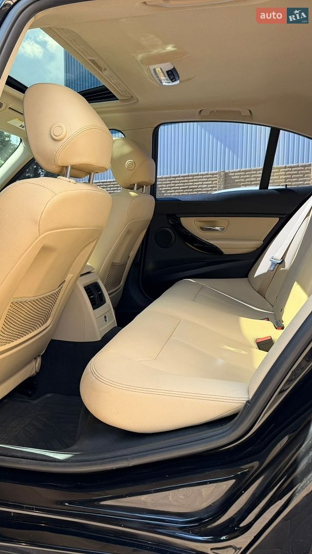 BMW 3 Series 2018 VIN WBA8A3C53JA505547 фото оголошення 33 з 42