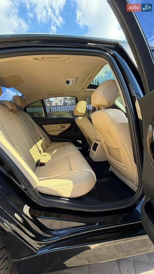 BMW 3 Series 2018 VIN WBA8A3C53JA505547 фото оголошення 35 з 42