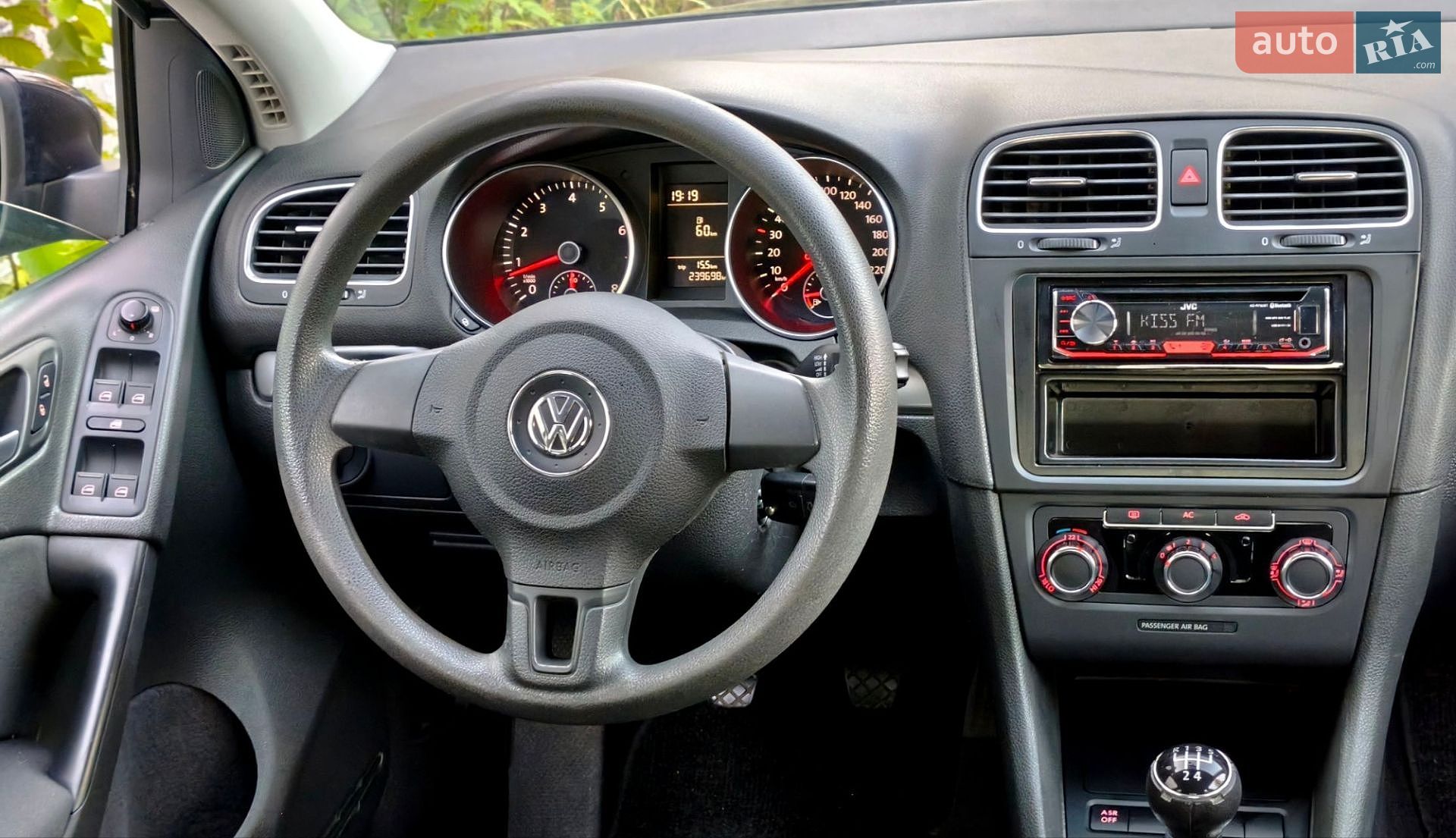 Volkswagen Golf 2010 VIN WVWZZZ1KZAW031651 фото оголошення 29 з 36