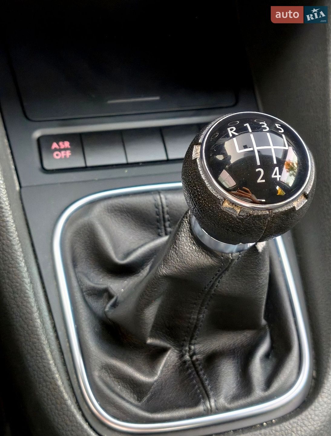 Volkswagen Golf 2010 VIN WVWZZZ1KZAW031651 фото оголошення 22 з 26