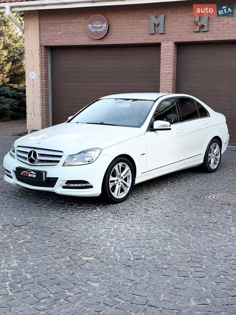 Mercedes-Benz C-Class 2012 VIN WDD2040491A717284 фото оголошення 2 з 9