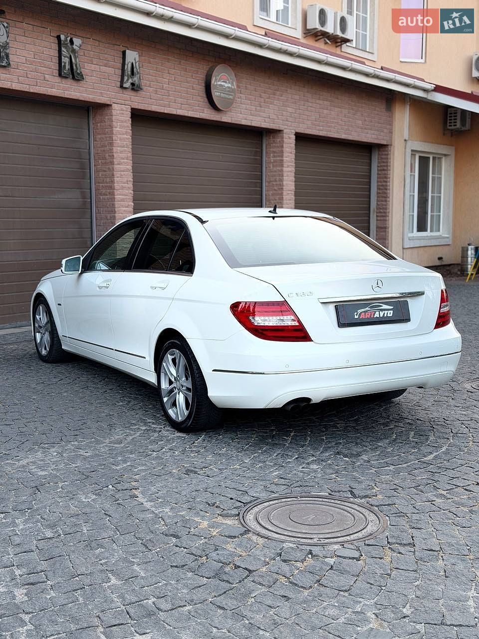 Mercedes-Benz C-Class 2012 VIN WDD2040491A717284 фото оголошення 4 з 9