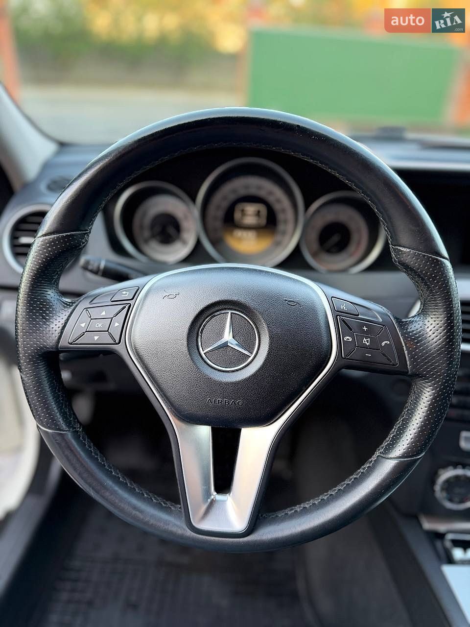 Mercedes-Benz C-Class 2012 VIN WDD2040491A717284 фото оголошення 6 з 9