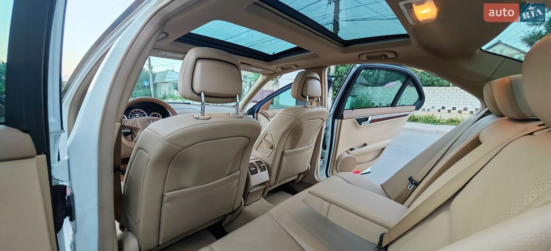 Mercedes-Benz C-Class 2008 VIN WDDGF81XX8F120135 фото оголошення 20 з 25