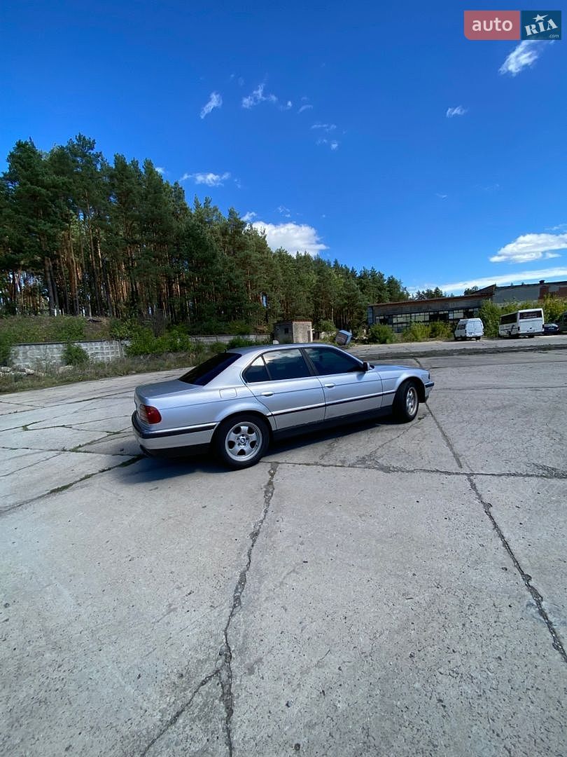 BMW 7 Series 1999 VIN WBAGE61020DN43888 фото оголошення 9 з 24