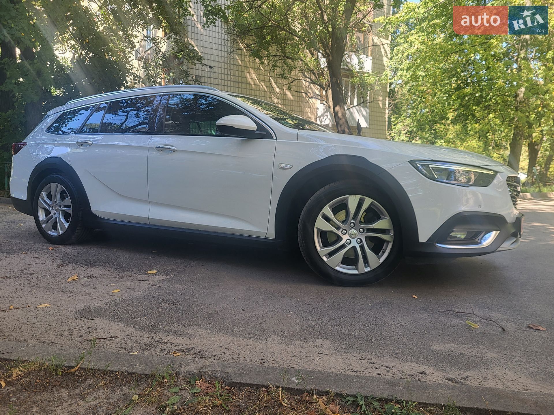 Opel Insignia 2019 VIN W0VZT8EG0K1042285 фото оголошення 3 з 23
