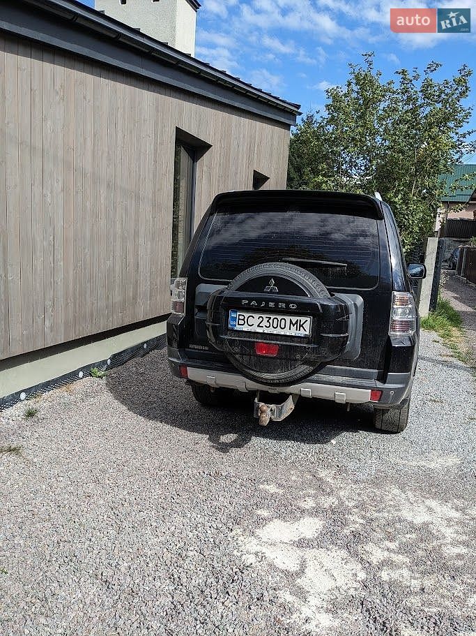 Mitsubishi Pajero Wagon 2009 VIN JMBLYV98W9J501687 фото оголошення 3 з 3