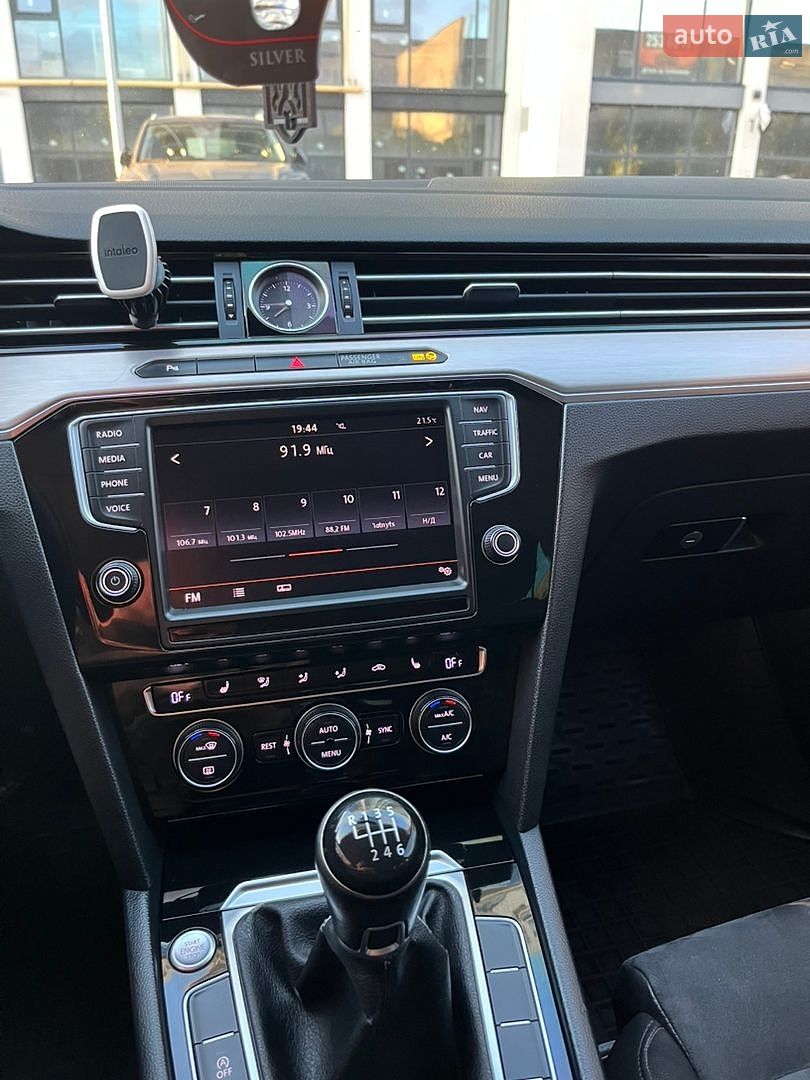 Volkswagen Passat 2014 VIN WVWZZZ3CZFP405189 фото оголошення 32 з 46