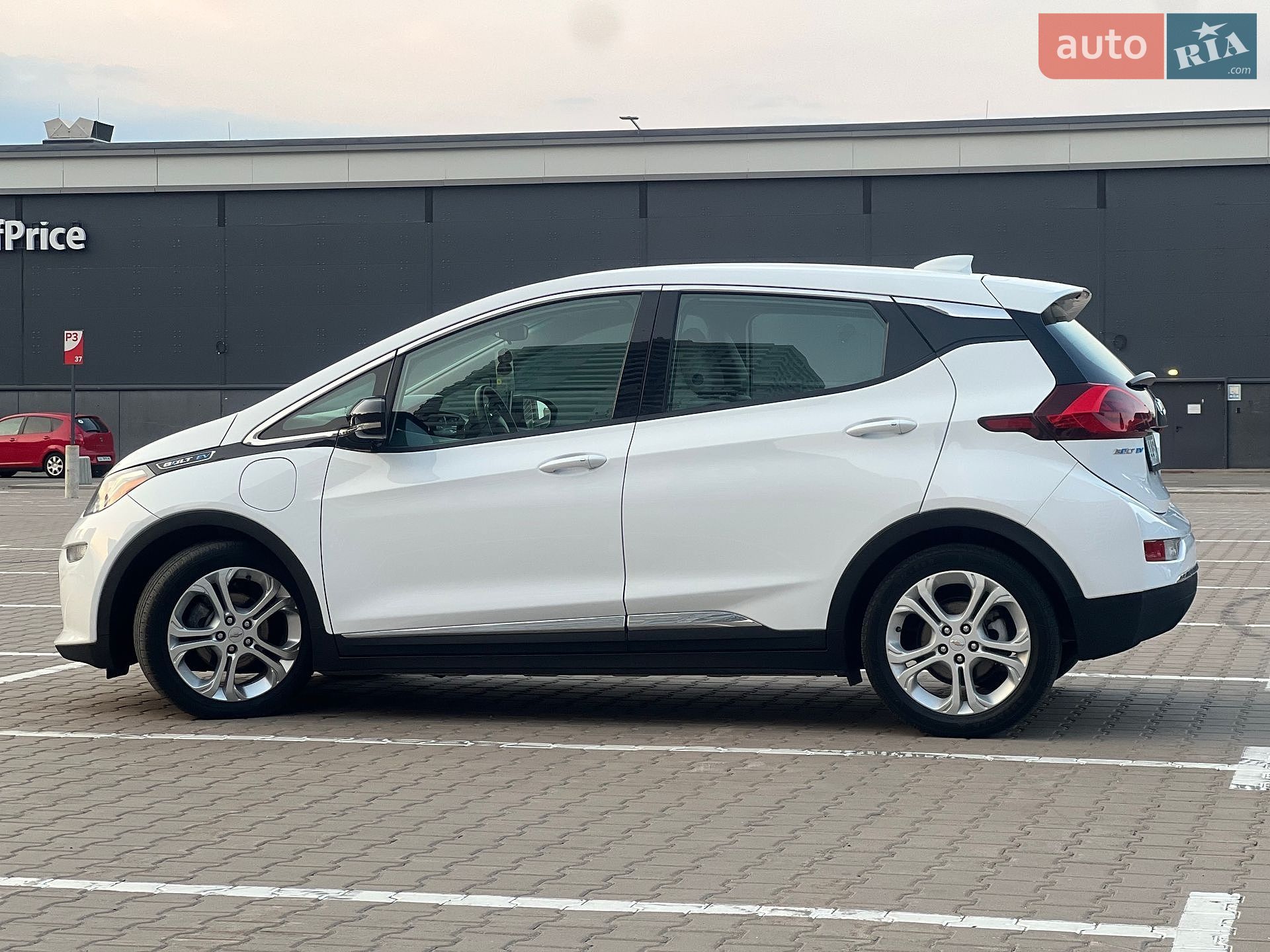 Chevrolet Bolt EV 2017 VIN 1G1FW6S09H4191357 фото оголошення 10 з 29