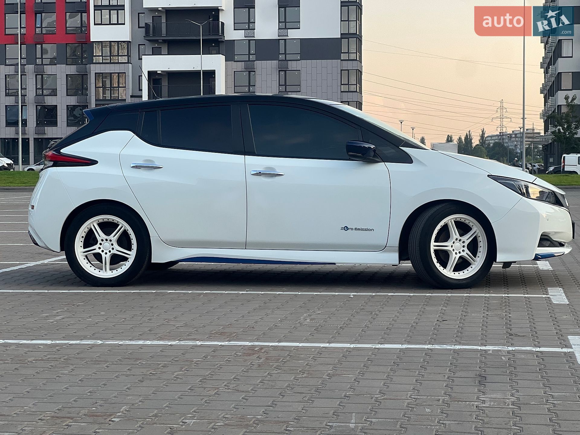 Nissan Leaf 2018 VIN SJNFAAZE1U0002545 фото оголошення 7 з 43
