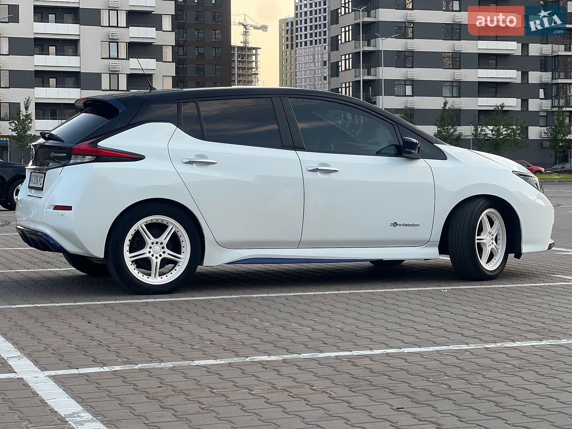 Nissan Leaf 2018 VIN SJNFAAZE1U0002545 фото оголошення 8 з 43
