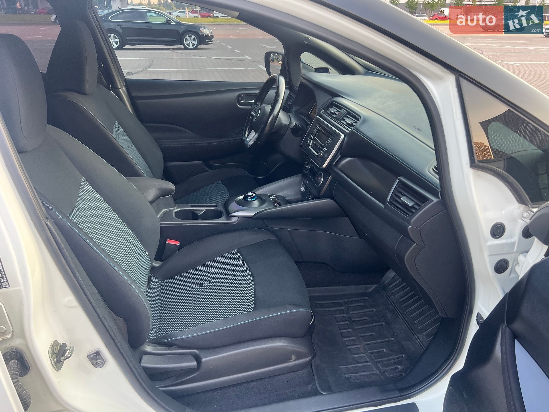 Nissan Leaf 2018 VIN SJNFAAZE1U0002545 фото оголошення 19 з 43