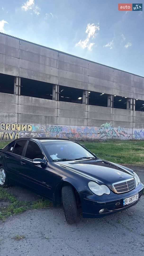 Mercedes-Benz C-Class 2000 VIN WDB2030451A067670 фото оголошення 2 з 15