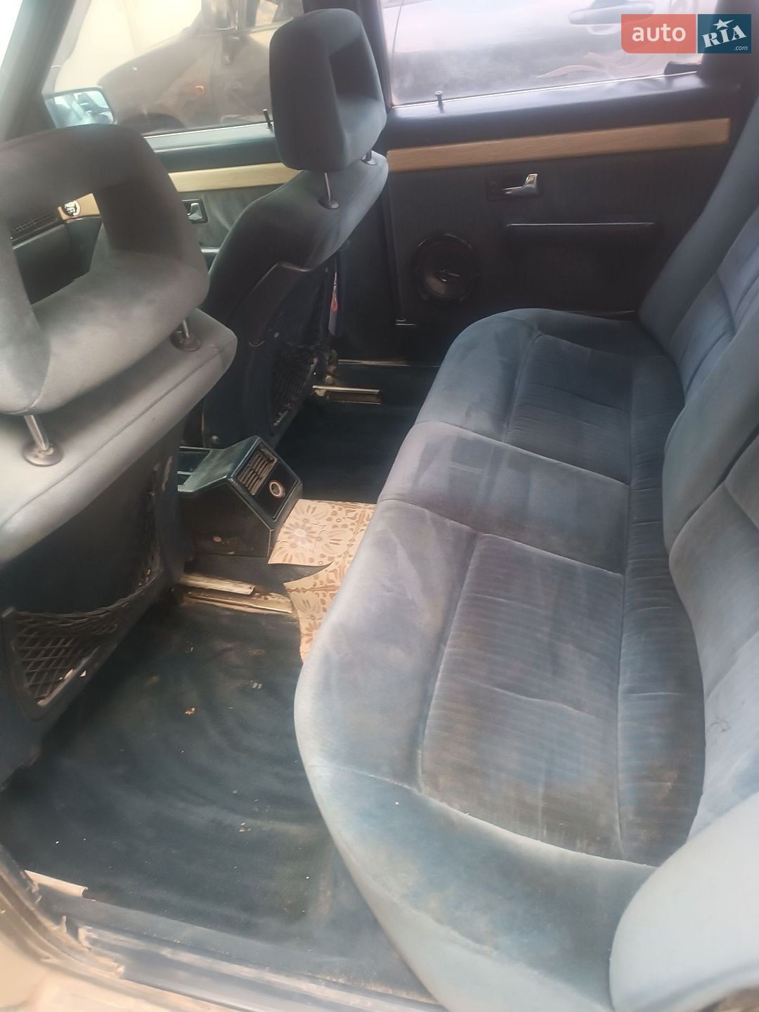 Audi 100 1988 VIN WAUZZZ44ZJN231618 фото оголошення 10 з 13