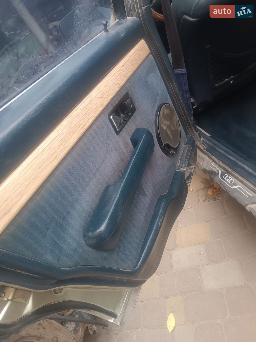 Audi 100 1988 VIN WAUZZZ44ZJN231618 фото оголошення 8 з 13