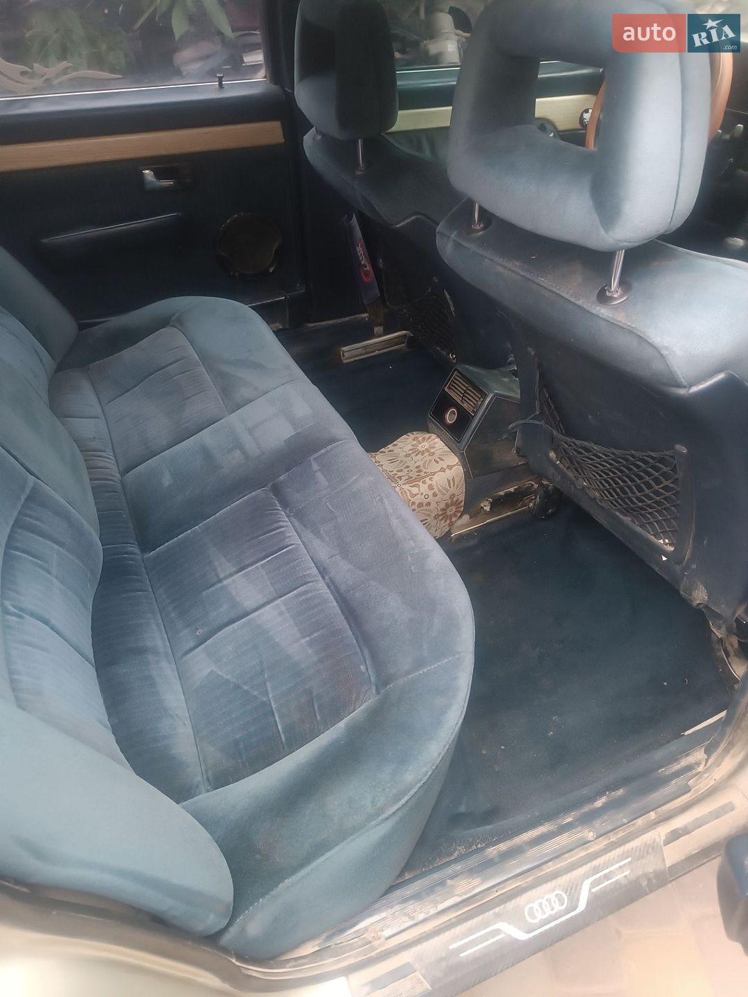 Audi 100 1988 VIN WAUZZZ44ZJN231618 фото оголошення 12 з 13