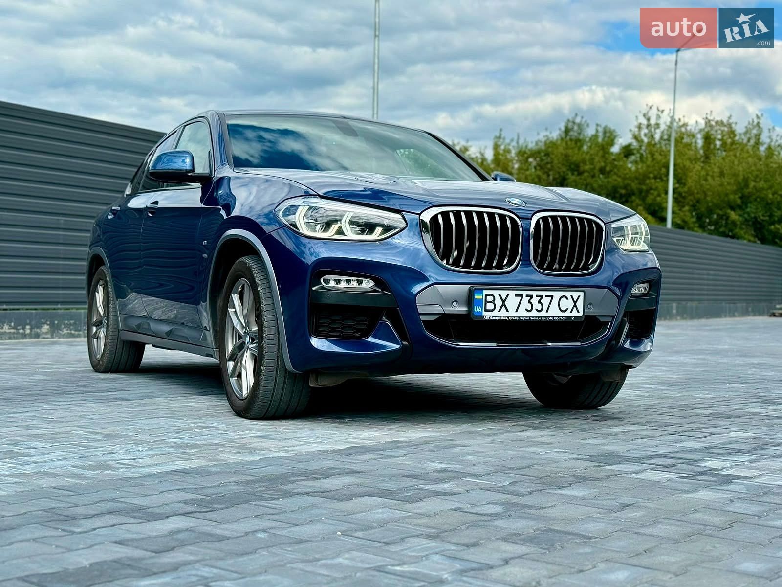 BMW X4 2018 VIN WBAVJ11050LF63034 фото оголошення 9 з 24