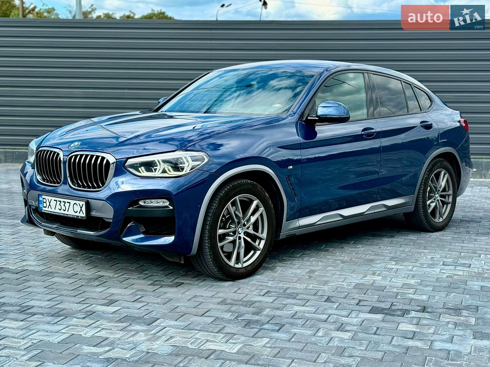 BMW X4 2018 VIN WBAVJ11050LF63034 фото оголошення 8 з 24